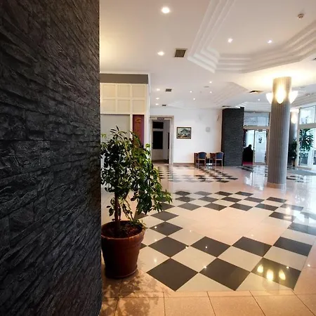 Petka Hotel 3*