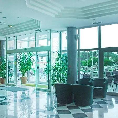 Hotel Petka 3*